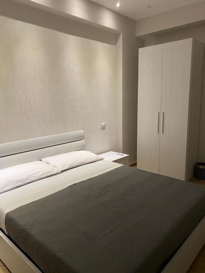 Casa Vacanze Antares Шилла Экстерьер фото